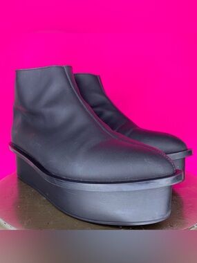 Cheap Monday Black Faux Leather Pointed Toe Platform Ankle Boot US 8